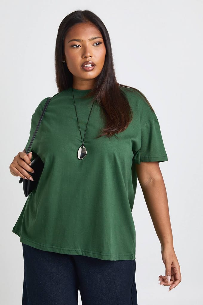 boohoo Dames Plus Basic Overmaat T-shirt met korte mouwen | Woud | Maat: 44