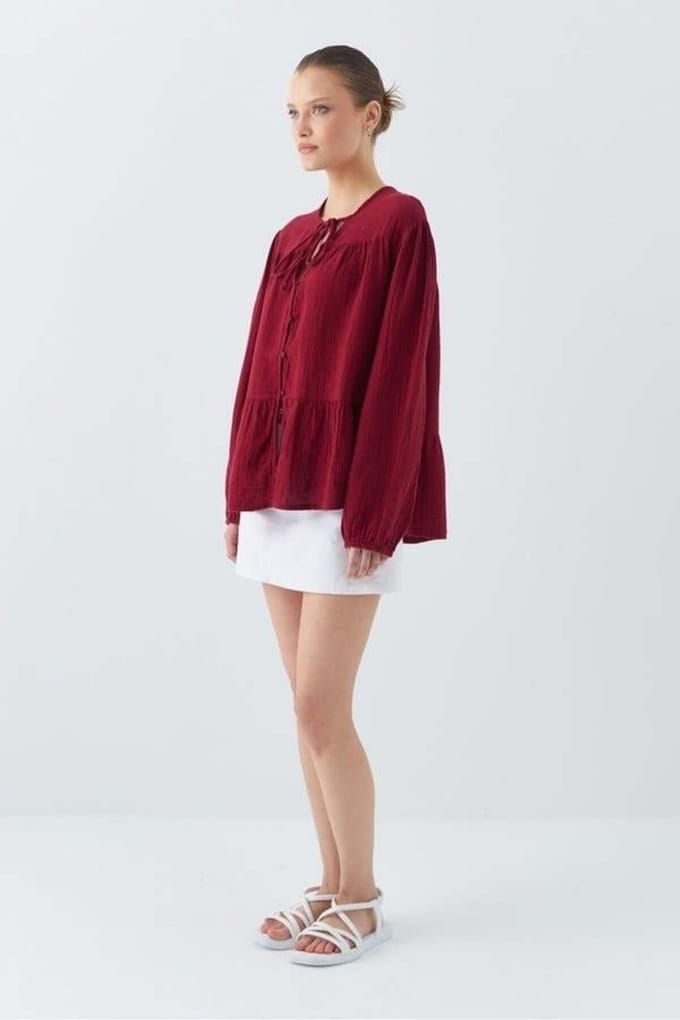 Lange Mouwen Losse Blouse met Strikhals
