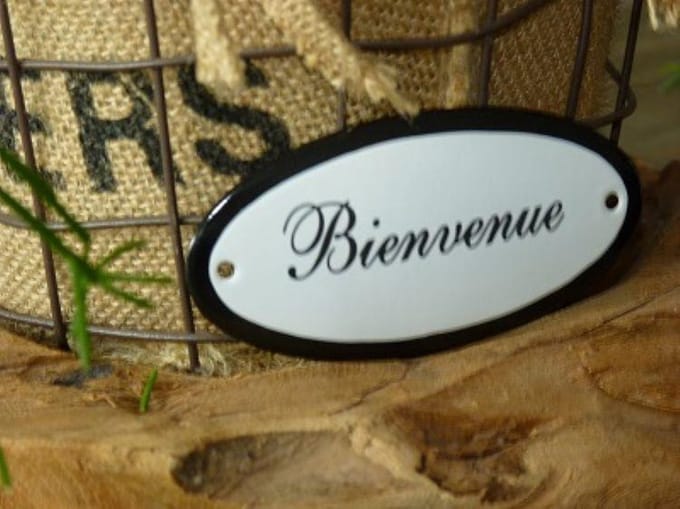 Emaille deurbordje ovaal 'bienvenue'