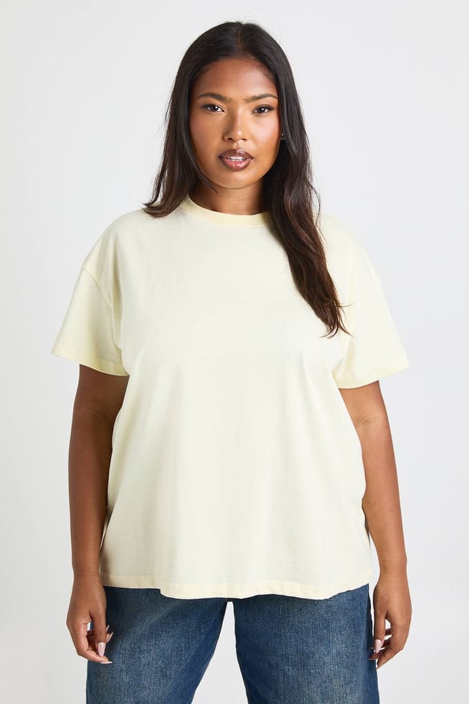 boohoo Dames Plus Basic Oversized T-shirt met korte mouwen | Citroen | Maat: 50