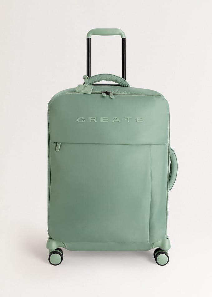 CREATE - Zachte koffer van polyester met TSA-slot en multidirectionele wielen - Sage - Check-in M - LUGGAGE STUDIO SOFT