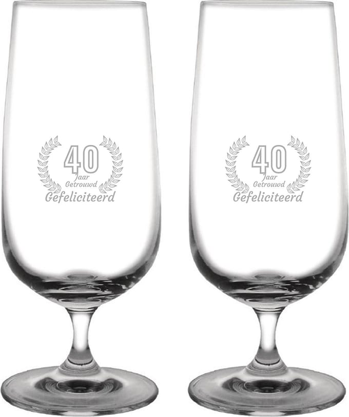 Gegraveerde set bierglazen op voet 41cl Gefeliciteerd 40 jaar getrouwd
