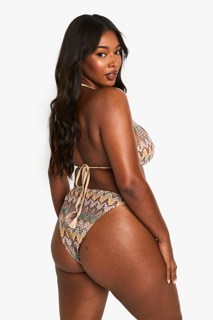 boohoo Dames PLUS ZIGZAG GEBREIDE BIKINI | Maat: 26