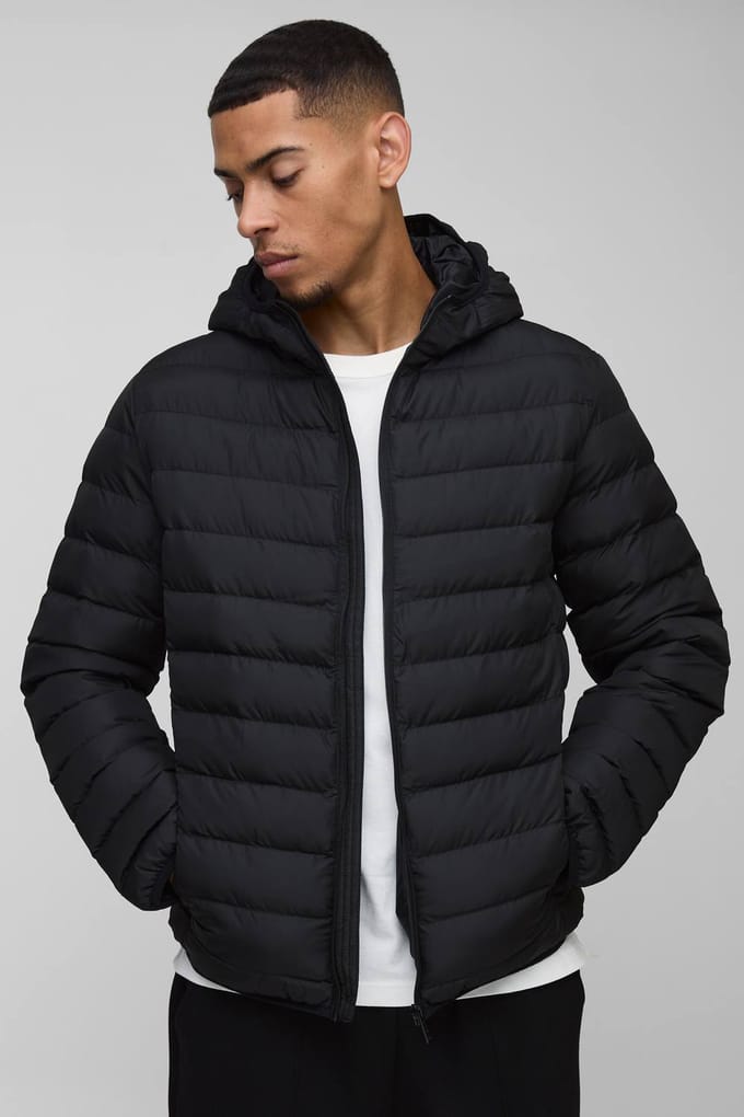 Regular Fit Gewatteerde Jas met Capuchon en Ritssluiting | Black | Size Medium