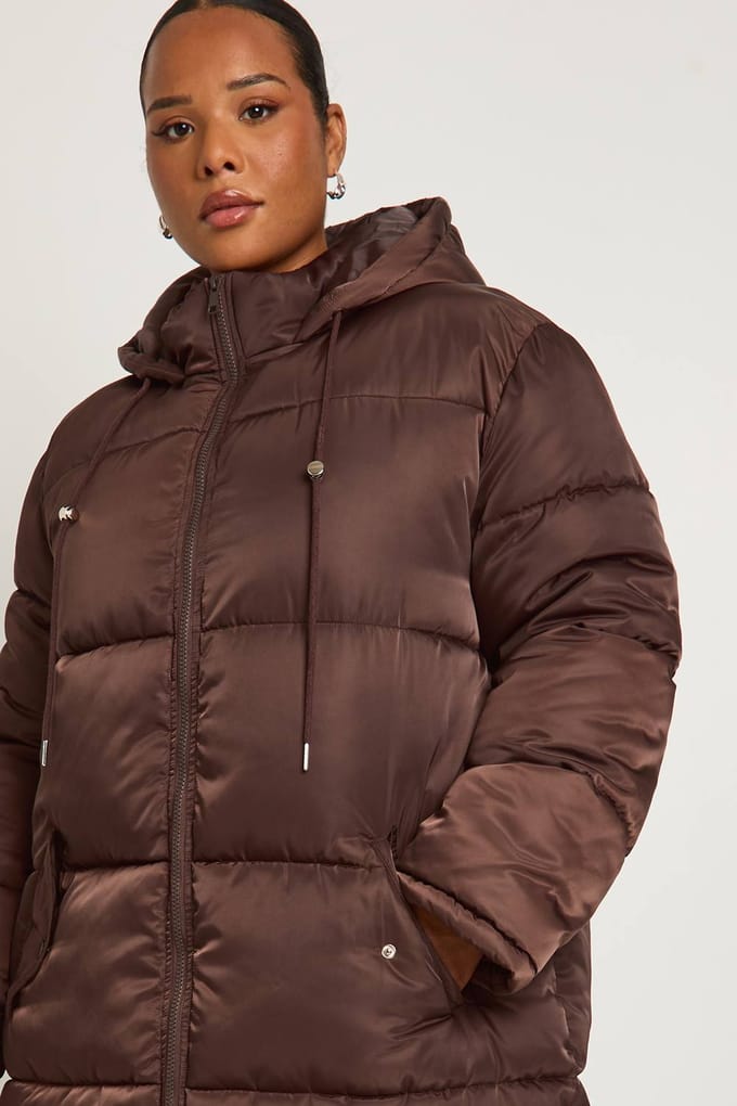 boohoo Dames Plus Lange Puffer Jas | Chocoladebruin | Maat: 46