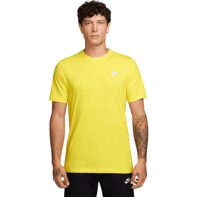 Nike T-shirt Heren Club Tee Geel - Maat S