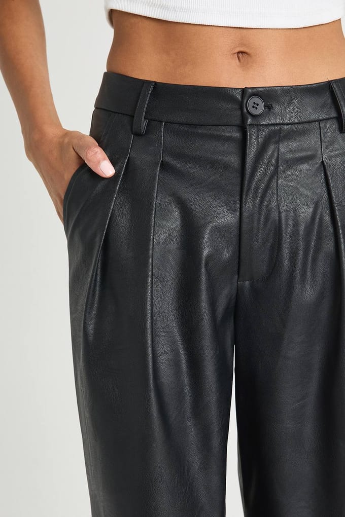 boohoo Dames Lange nepleren palazzo-broeken | Zwart | Maat: 44