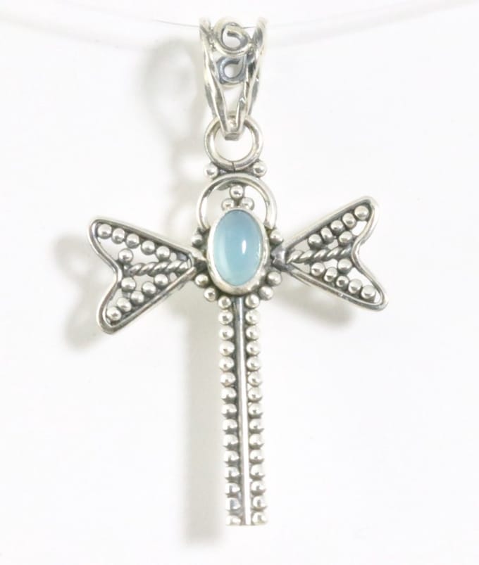 Zilveren libelle hanger met blauwe chalcedoon