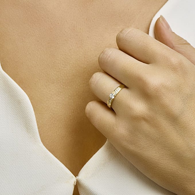 9K Gouden Geel Kleurig Ring met Zirkonia - 8000244