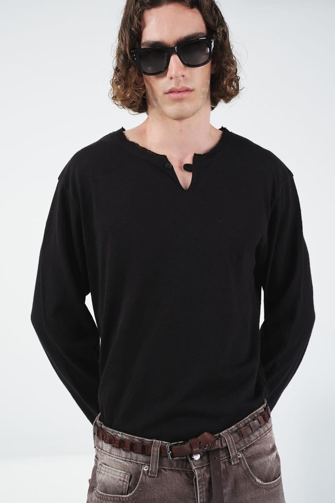 Effen Crewneck Langsleeve Knop T-Shirt