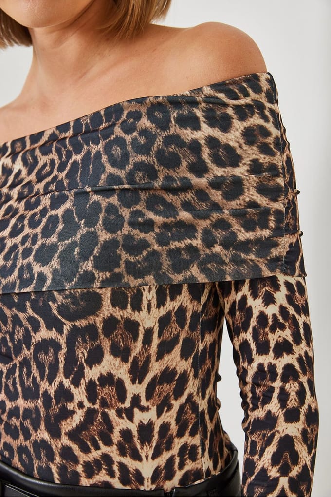 Strapless Getailleerde Lange Mouwen Blouse