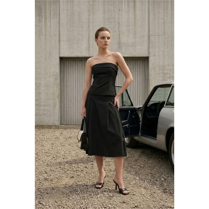 Strapless Blouse en Hoge Taille Midi Rok Set