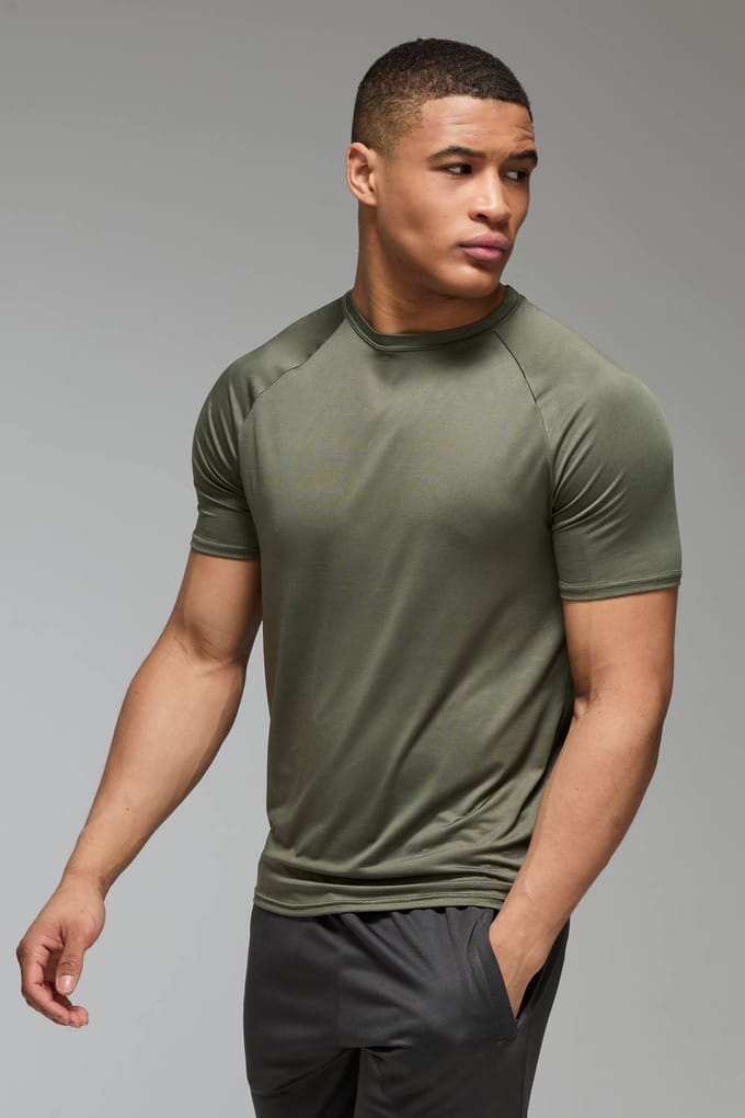 Heren Actieve Lichtgewicht Essentials Gym Regular Fit Raglan T-shirt | Khaki | Size Medium