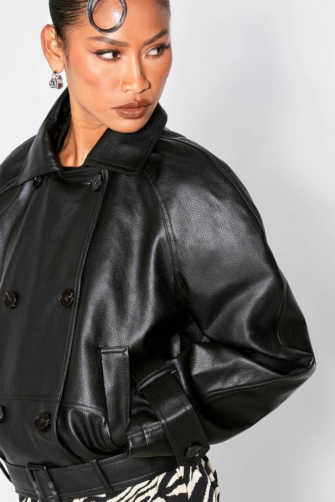 boohoo Dames Nepleeren korte trenchcoat | Black | Maat: 14