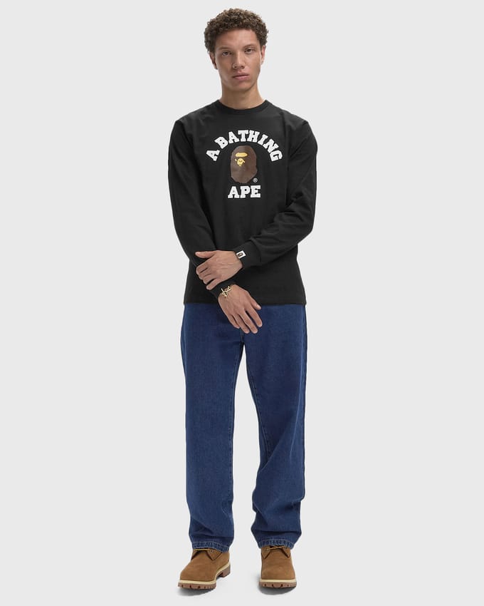 COLLEGE TEE