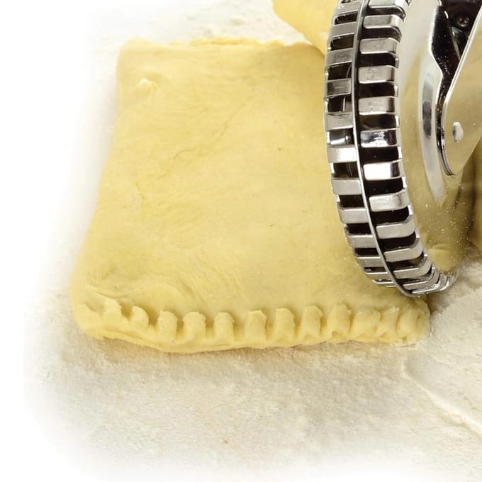 Roestvrijstalen Deegroller Randafdichting Embossing Mes, Taartvulling Dumpling Fancy Dubbelzijdig Rollend Kantensnijmes zilver