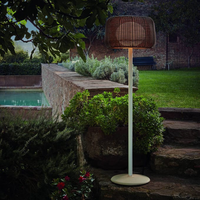 Bover terraslamp Fora P, naturel wit/beige, hoogte 165 cm,