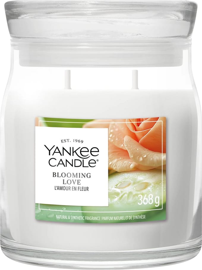 Yankee Candle - Blooming Love Medium Jar - tot 50 branduren