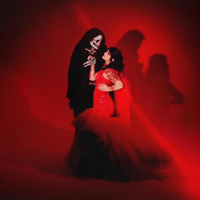 Kissing Death - Mothica