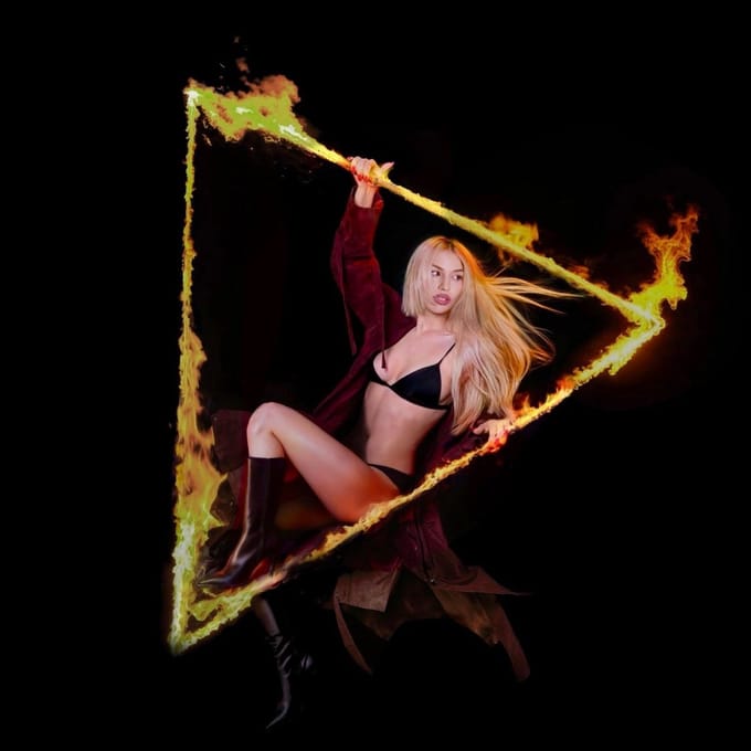 Don't Click Play - Ava Max