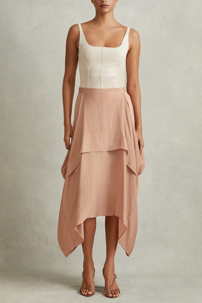 Reiss Asymmetric Hem Skirt Nude Größe: 6 | Midiröcke Outlet | Damen