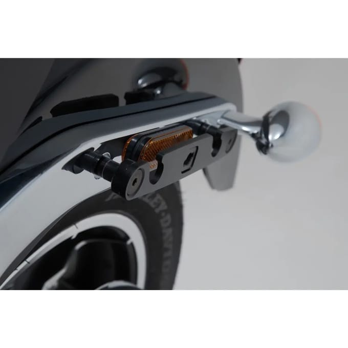 Zijtassenhouder links SW-Motech SLH LH2. Harley Davidson Softail Low Rider/S (17-).