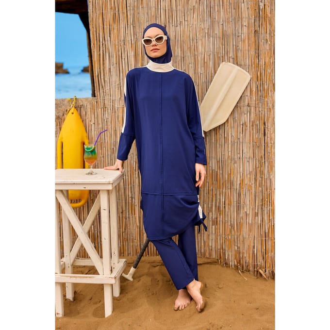 Marineblauwe, bescheiden badmode Burkini-set met volledige dekking
