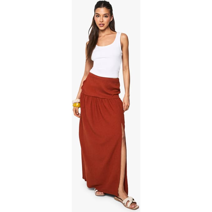 boohoo Dames Getextureerde gespleten voorzijde gelaagde maxirok | Rust | Maat: 8