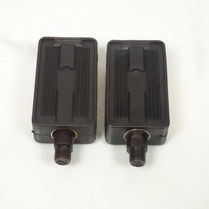 Cale pied RSM pour Mobylette MBK 50 51 noir catadioptres M14 Pas 125 Neuf