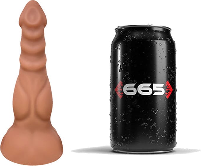 665 - Liquid Siliconen XXL Dildo - Isopod - Beige - Maat S