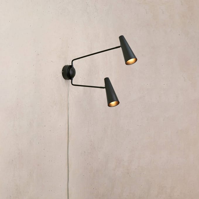 Markslöjd Wandlamp Peak, 2-lamps, zwart