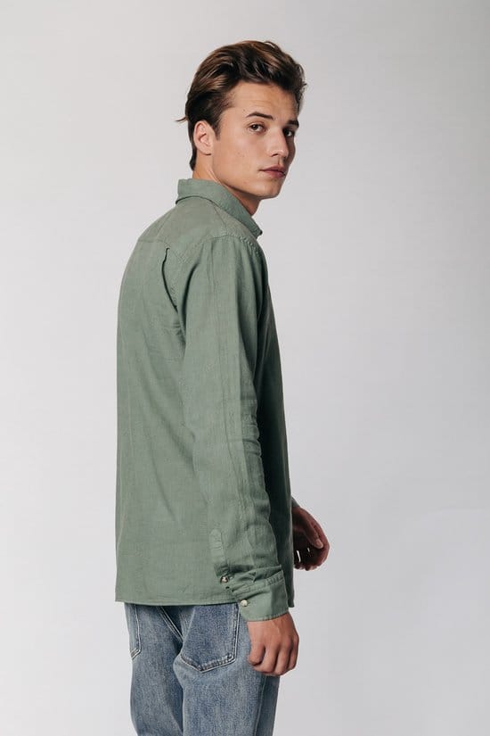 Colourful Rebel  - Maat M - Caleb Shirt