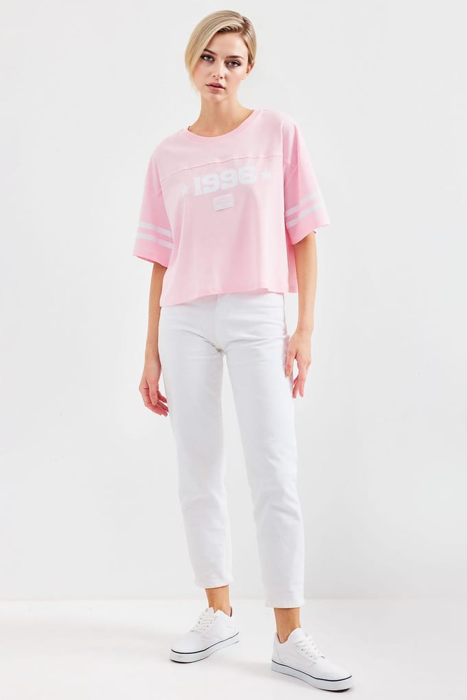 Oversized Crew Neck Cropped T-shirt met Motto Print
