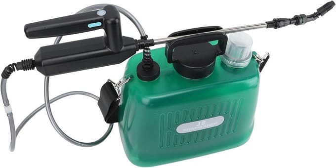 Batterij-Aangedreven Tuinsproeier 8L met Verstelbare Nevelsproeiers en Oplaadbare Handgreep