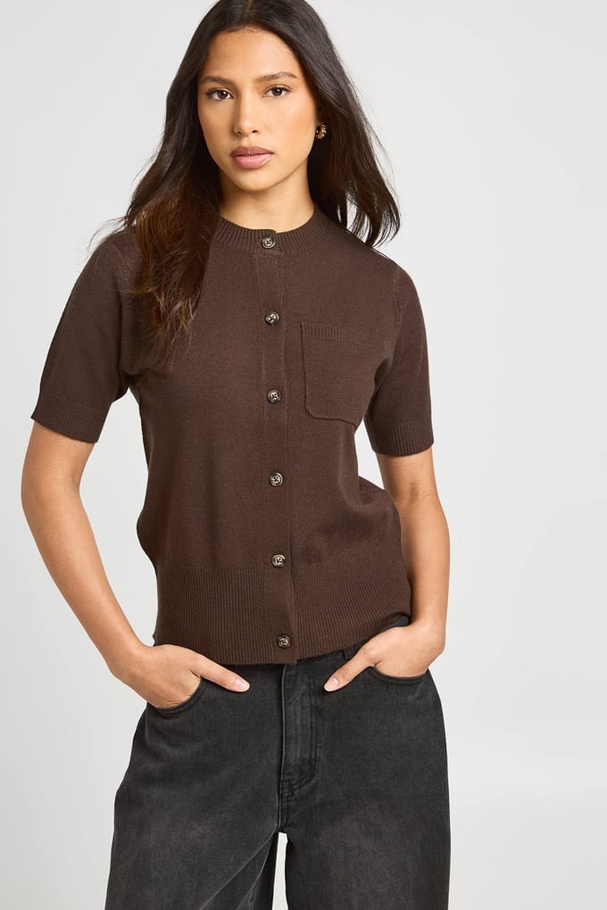 boohoo Dames Gebreid T-shirt Met Gerimpelde Zoom | Chocoladebruin | Maat: Large