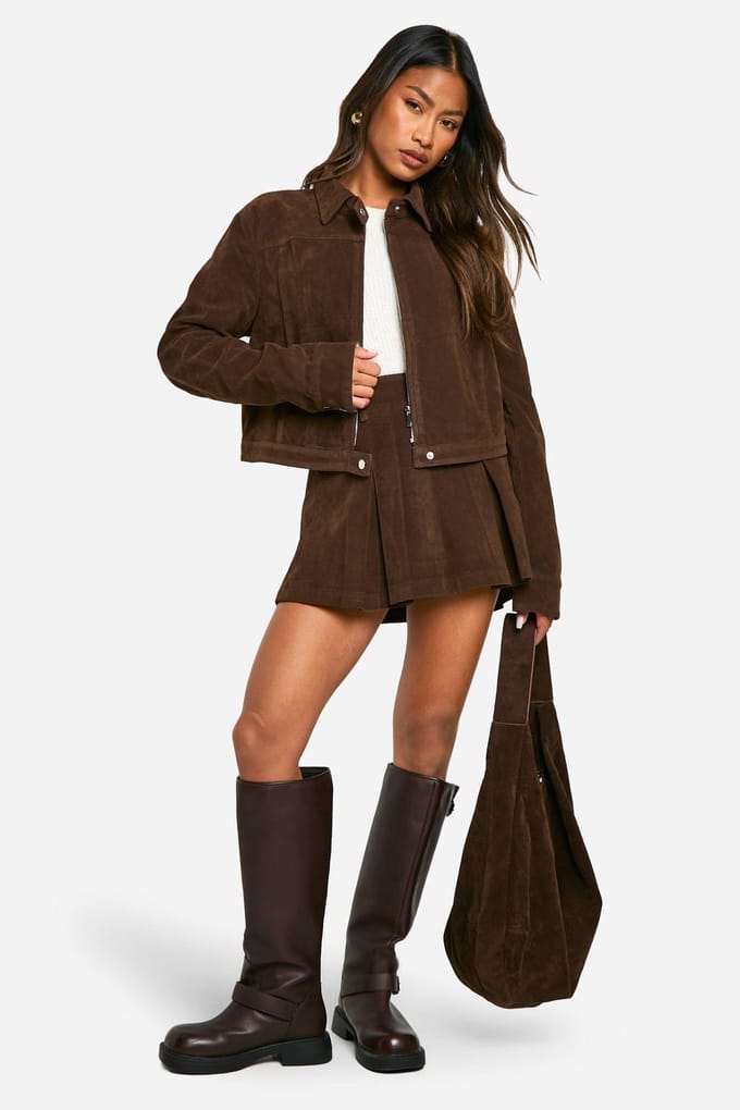 boohoo Dames Faux Suede Mini Geplooide Rok | Chocoladebruin | Maat: 34