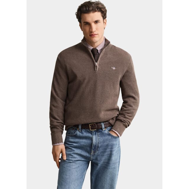 Gant Trui Solid Color Micro Textured Cotton Half Zip Dark Hazelnut Melange / male