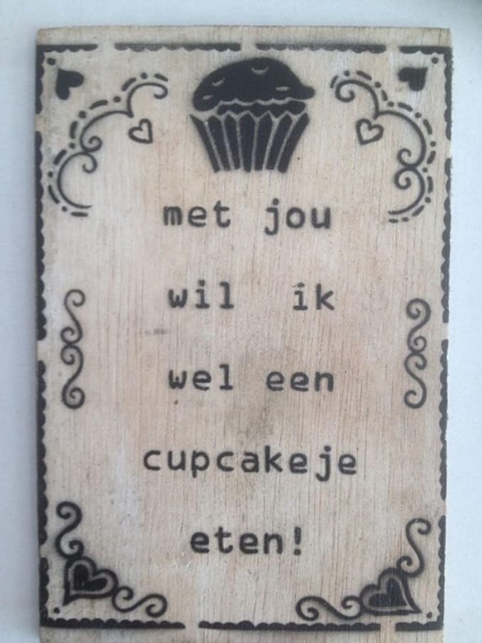 Postkaart Met jou wil ik wel een cupcakeje eten