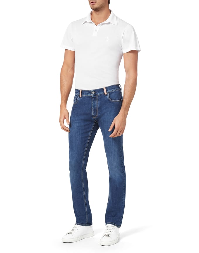 Jeans Recht Model