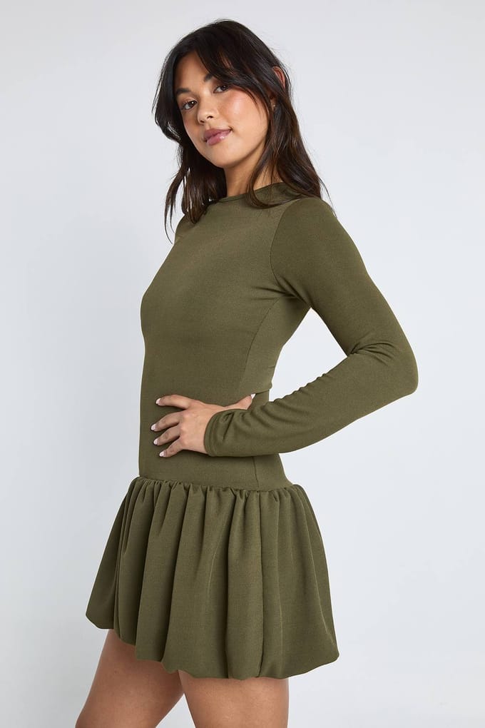 boohoo Dames Geribbelde Puffball mini-jurk | Khaki | Maat: 10