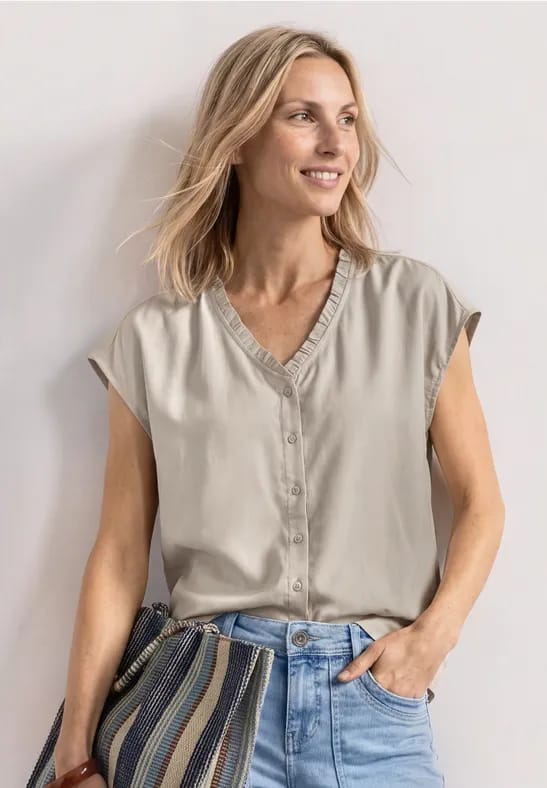Blouse met V-hals en ruches
