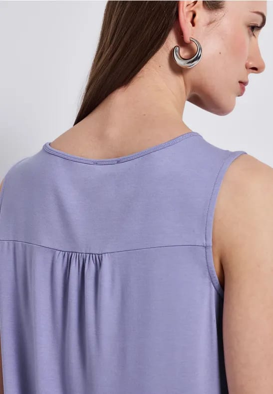 Basis top