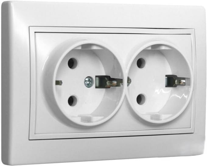 Dubbele Sockel Schuko 2P+T - Veilig en Stijlvol Stopcontact