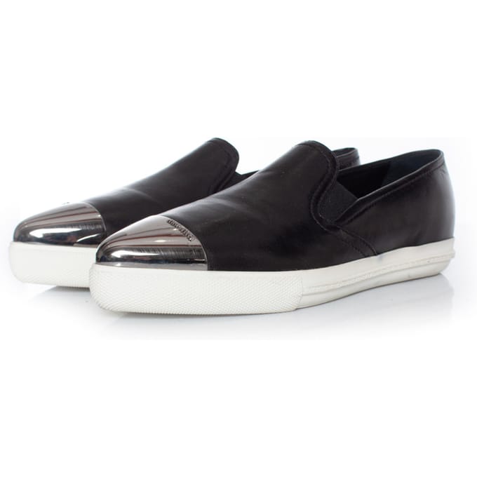 Miu Miu instapsneakers van zwart leer