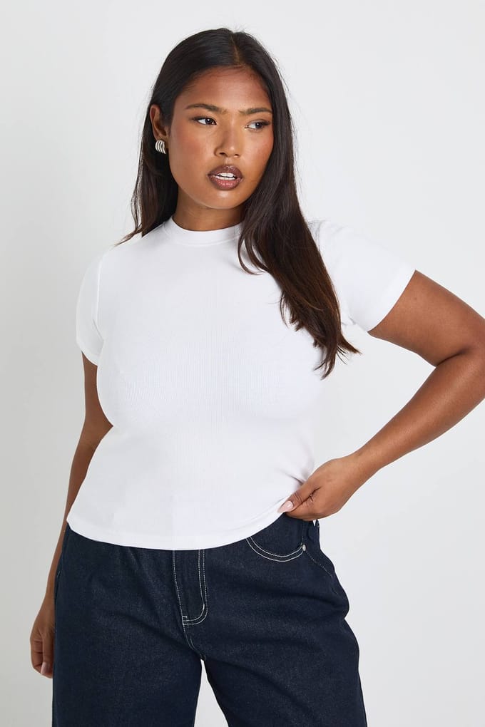 boohoo Dames Plus Basic Rib Korte Mouw Longline Getailleerde Top | Wit | Maat: 44