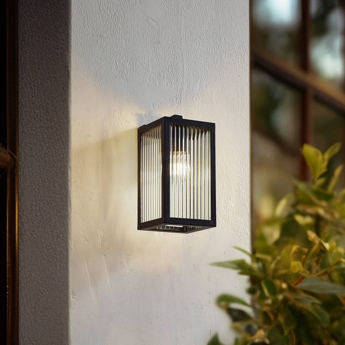 Lindby - Wandlamp buiten - 1licht - IJzer, glas - H: 28.5 cm - E27 - zwart, transparant