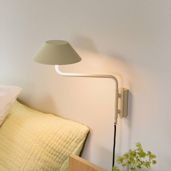 Hübsch LED wandlamp COVER, zandkleurig, uitval 30 cm, metaal