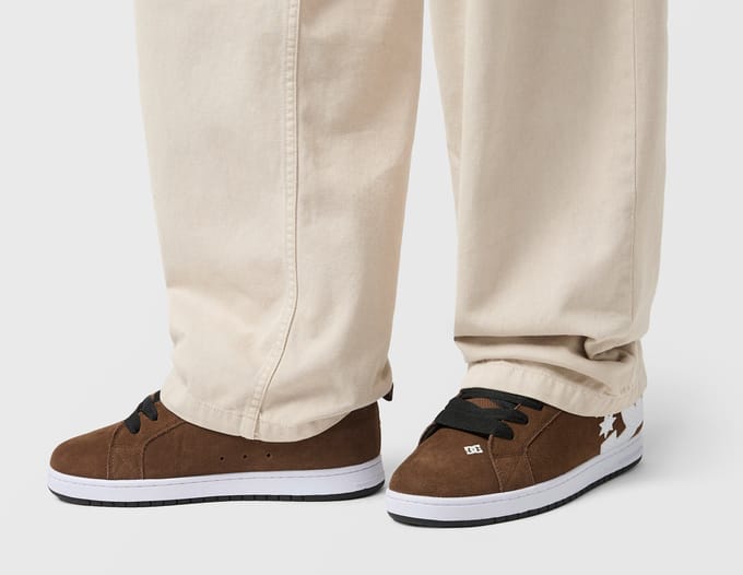 DC Shoes Court Graffik Sneakers Heren - Bruin - Maat 41 - Suède
