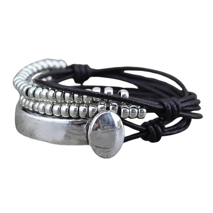Marama - wikkelarmband Dayz donkerbruin leer - damesarmband - nikkelvrij - bangle