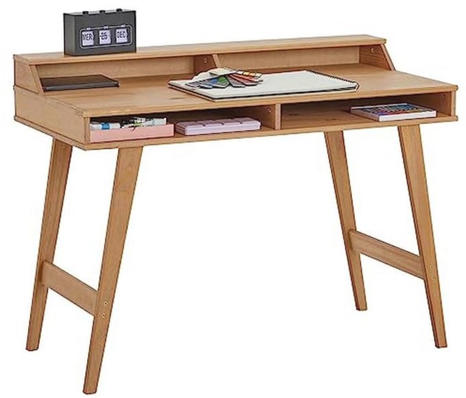 Bureau met 2 open vakken van massief grenenhout in bruin, stijlen computertafel met conische poten